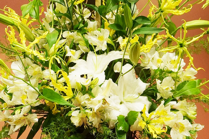新宿から贈る発表会のスタンド花